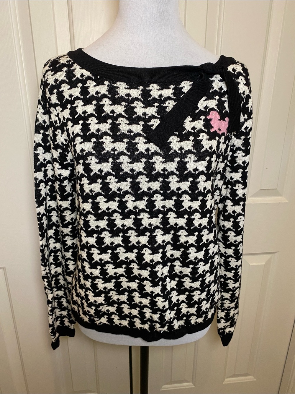 Pink Poodle Black and Cream Houndstooth Sweater with Pink Dog Accent Size Medium